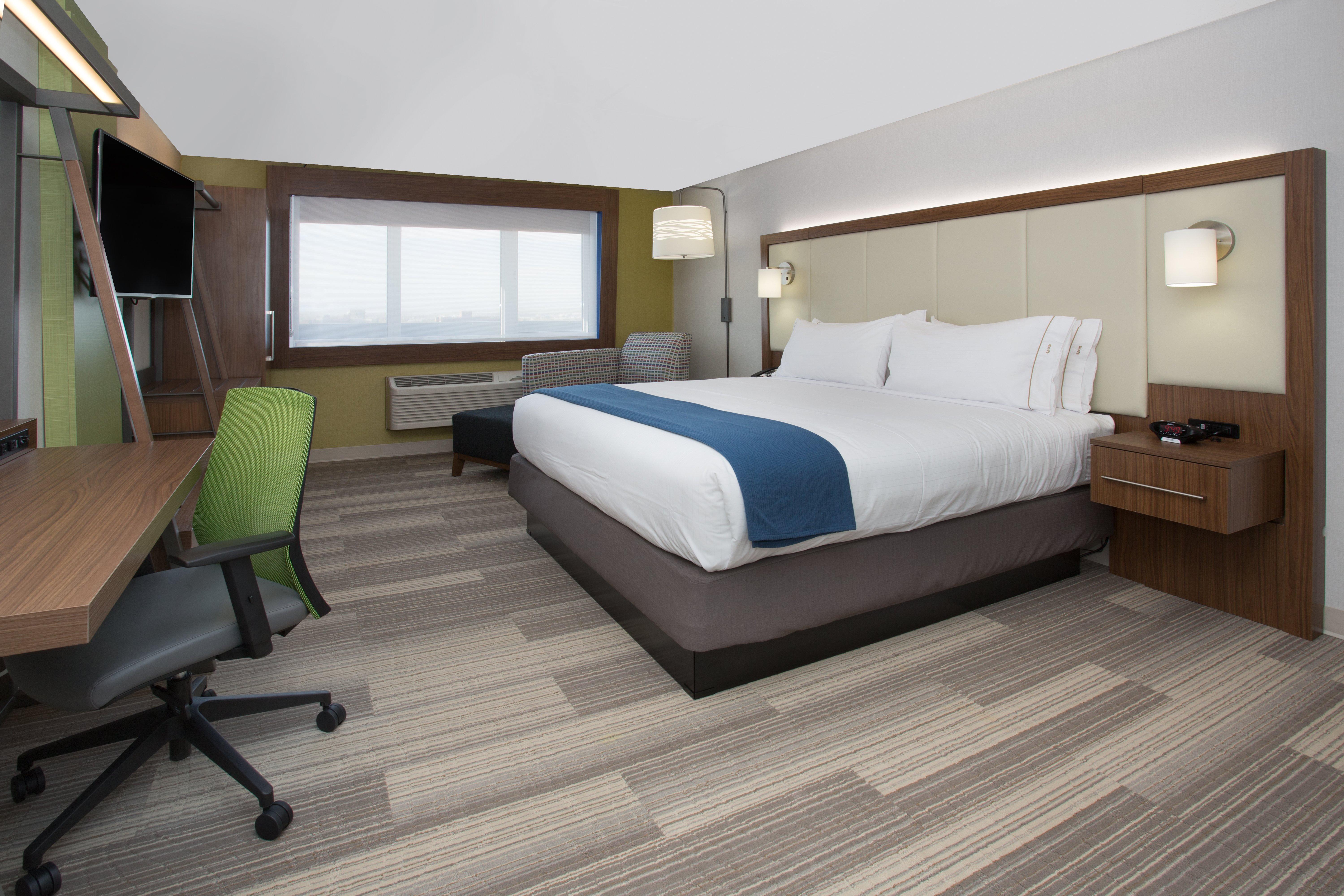 Holiday Inn Express & Suites - Redding By Ihg Exterior foto